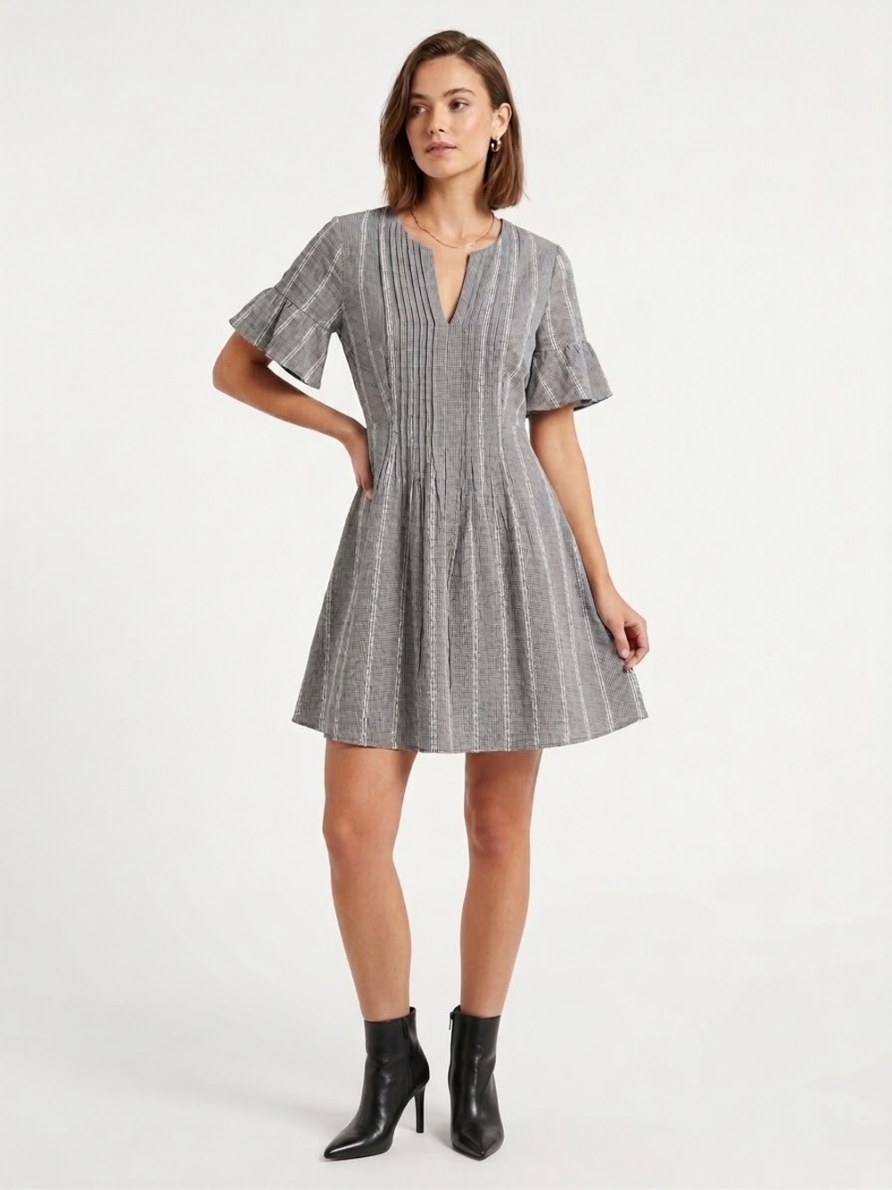 CeCe Black & White Pinstripe V-Neck Pleated A-Line Mini Dress
